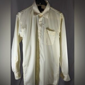 Kilburn and Finch Men's Yellow Dress Shirt size 15 32/33